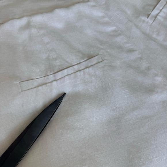 Cami NYC Rabia 100% Linen Shorts - Picture 15 of 15